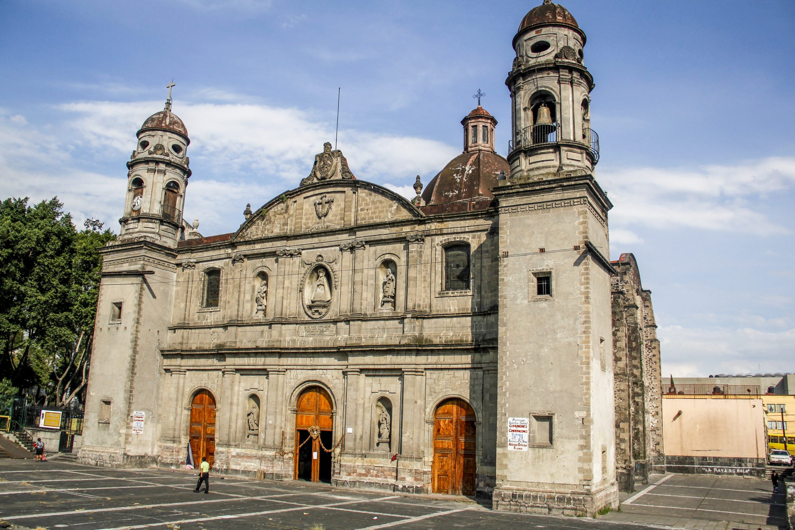 Parroquia de la Santa Cruz y Soeldad